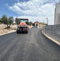 عملية تعبيد الطريق