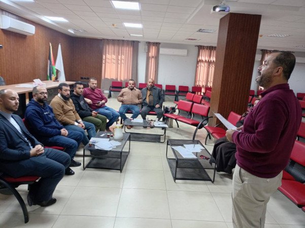 بلدية ترقوميا تعقد ورشة عمل حول بروتوكول الحوكمة المحلية الشاملة