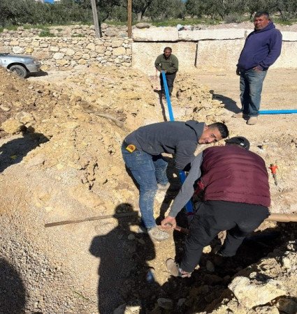 تركيب قطعات مواسير