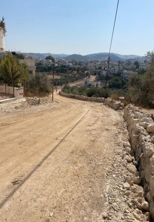 مشروع إعادة تأهيل طريق مراح جابر