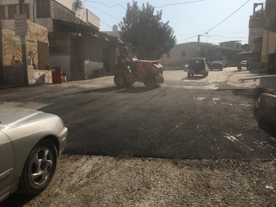 مشروع صيانة الطرق وإعادة تأهيل طرق داخليه في ترقوميا