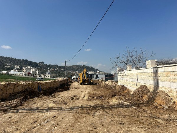 تأهيل وتعبيد شارع شعب البئر الشمالي - بئر الفكرين